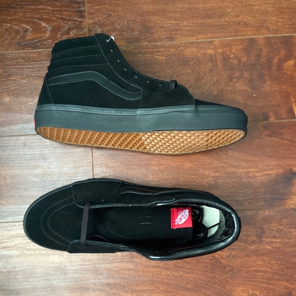 Vans Sk8 Hi Black Suede SZ 12 NWT - Picture 3 of 6